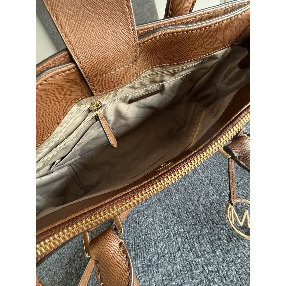 Michael Kors Sutton Leather‎ Medium Satchel Handbag-Luggage/Brown  SH9